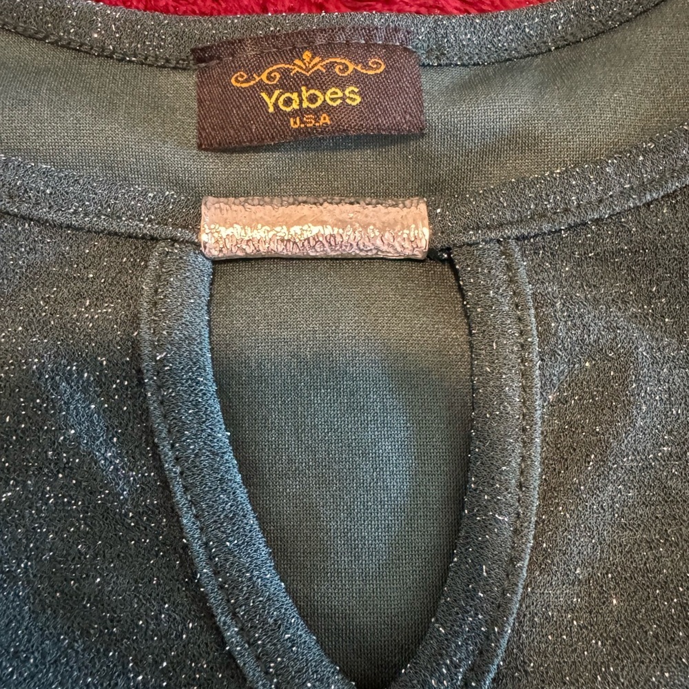 Chic Glitter Long Sleeve Top - Picture 4 of 9